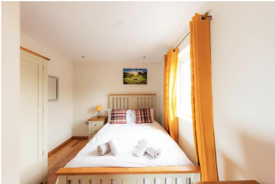 Luxury Cottage With Stunning Views Near Fairy Pools - School House 3 Carbost  Buitenkant foto