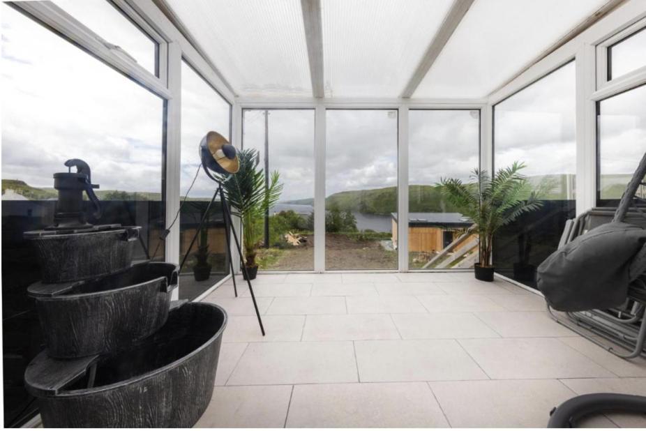 Luxury Cottage With Stunning Views Near Fairy Pools - School House 3 Carbost  Buitenkant foto