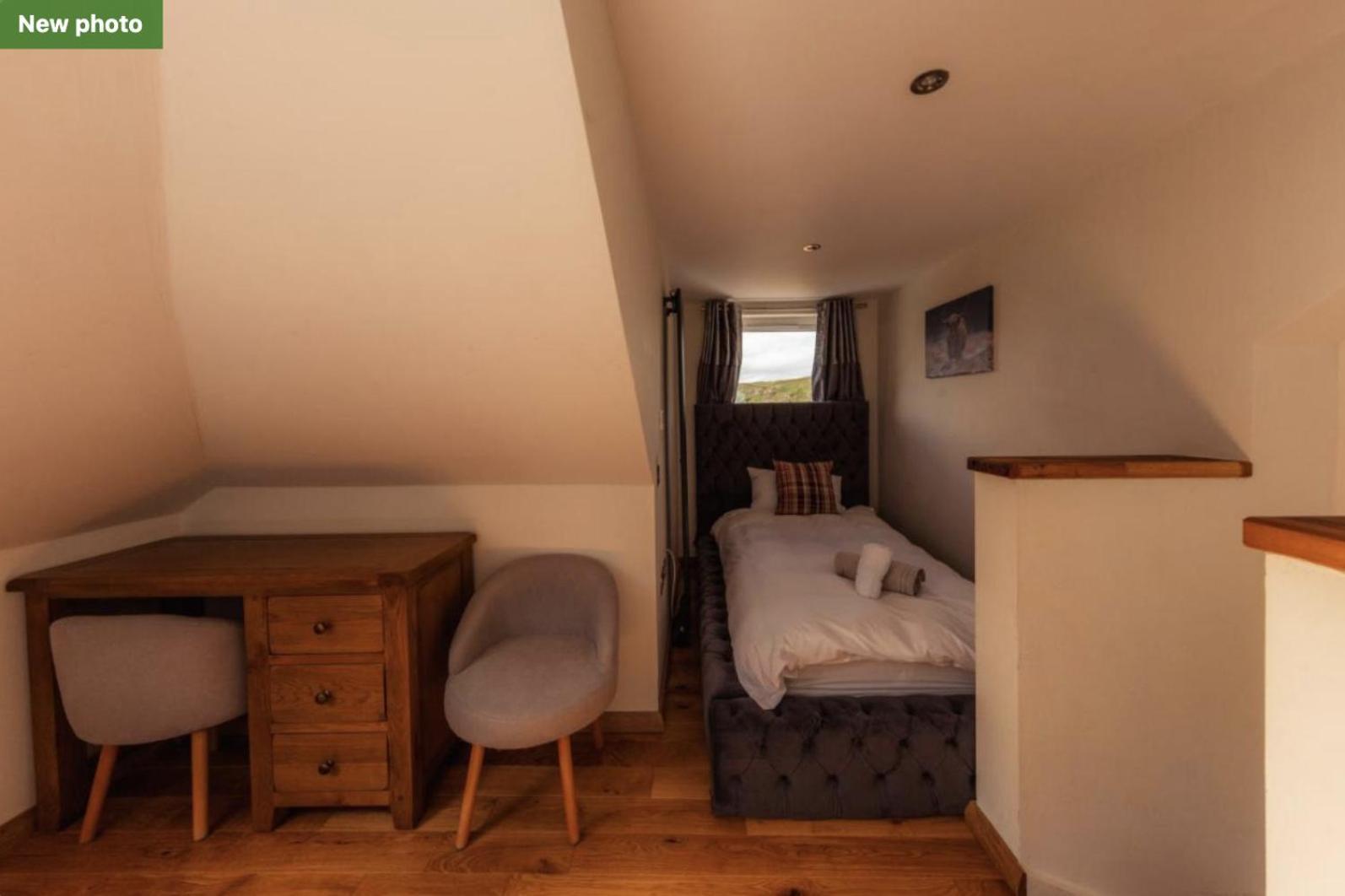 Luxury Cottage With Stunning Views Near Fairy Pools - School House 3 Carbost  Buitenkant foto