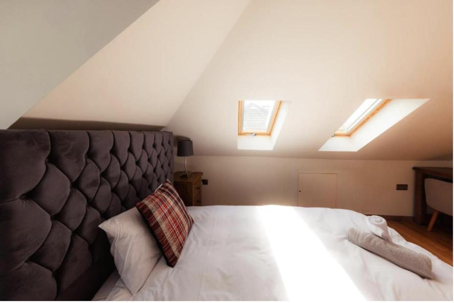 Luxury Cottage With Stunning Views Near Fairy Pools - School House 3 Carbost  Buitenkant foto